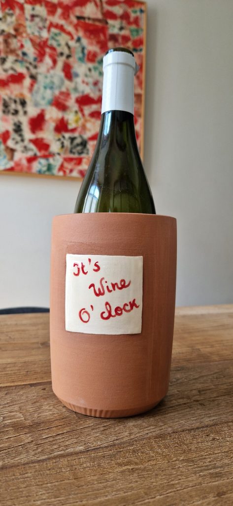 Rafraichissoir “it’s wine o’clock”